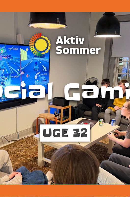 unge mennesker spiller på en skærm